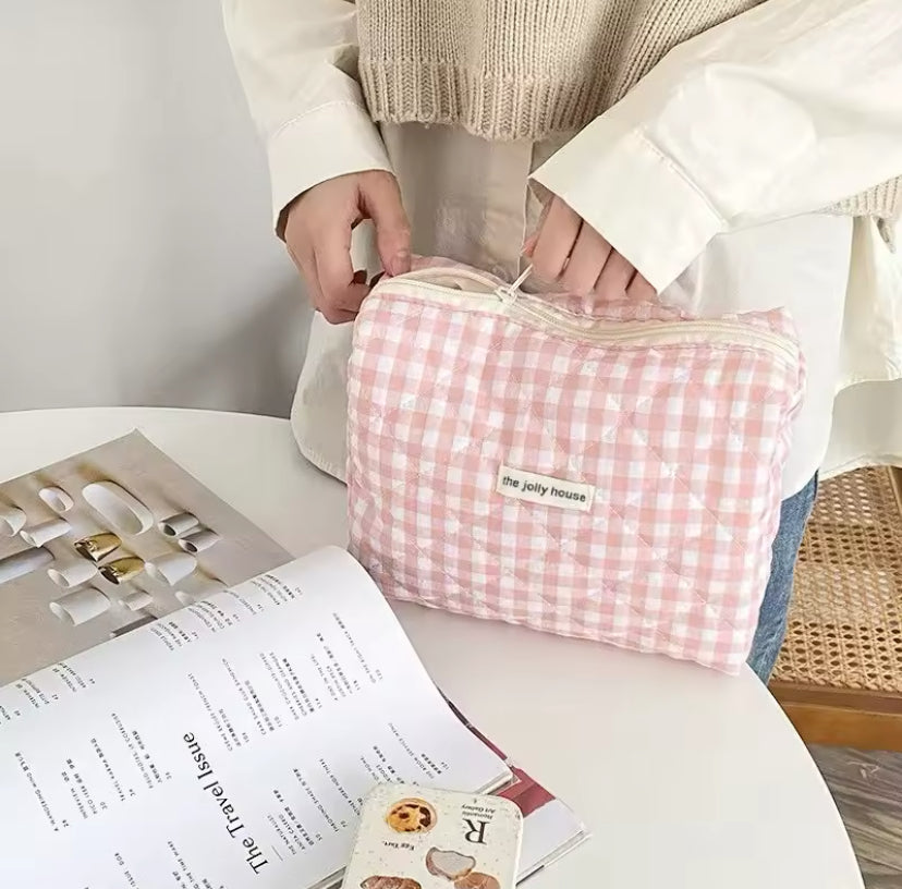 Makeup bag | حقيبة ميك اب 🌸