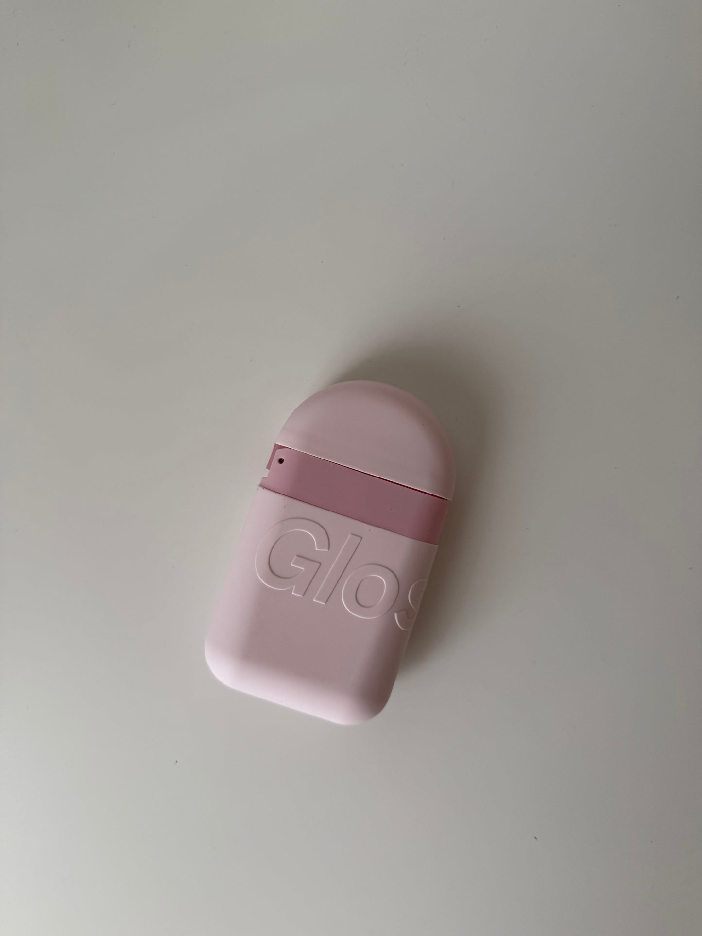 Glossier 💕 Hand cream كريم يدين الترند