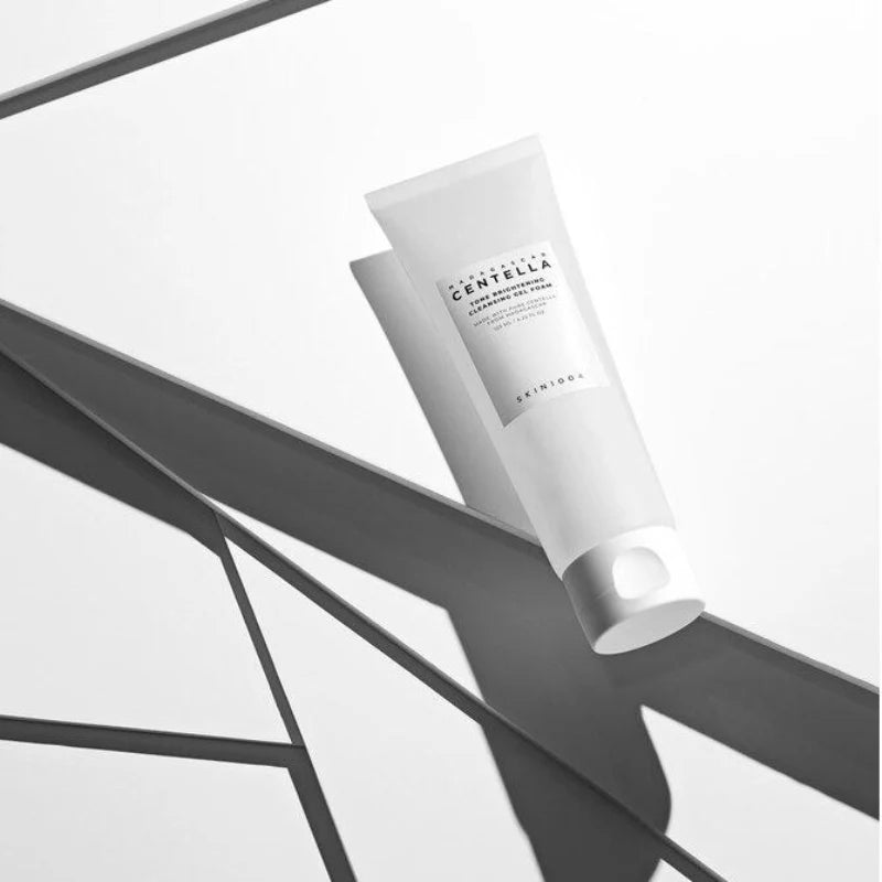 SKIN1004 - Madagascar Centella Tone Brightening Cleansing Gel Foam