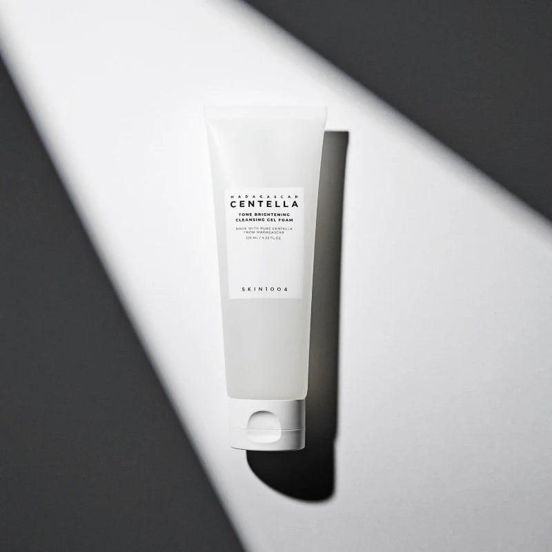 SKIN1004 - Madagascar Centella Tone Brightening Cleansing Gel Foam