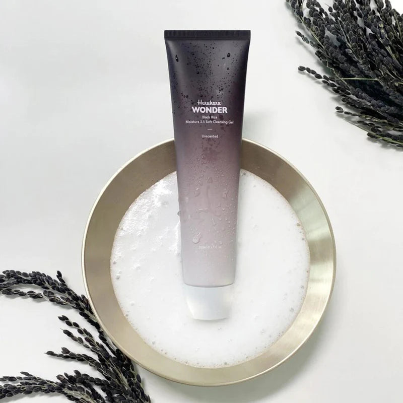 Haruharu WONDER Black Rice Moisture 5.5 Soft Cleansing Gel