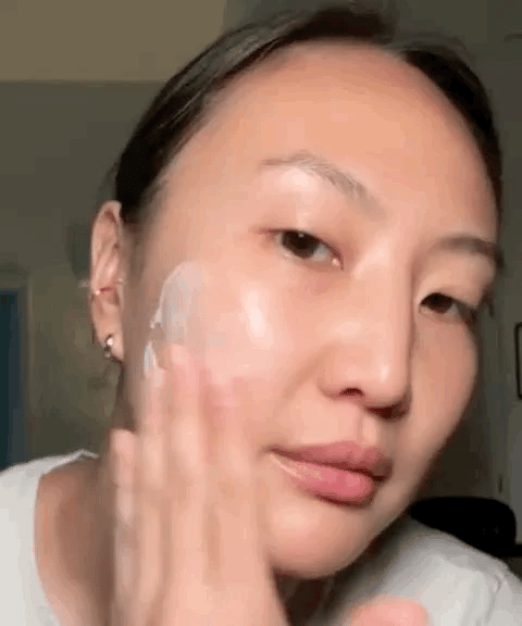 SKIN1004 - Madagascar Centella Tea-Trica Soothing Sun Milk