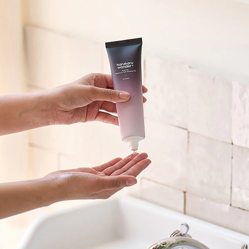 Haruharu WONDER Black Rice Moisture 5.5 Soft Cleansing Gel