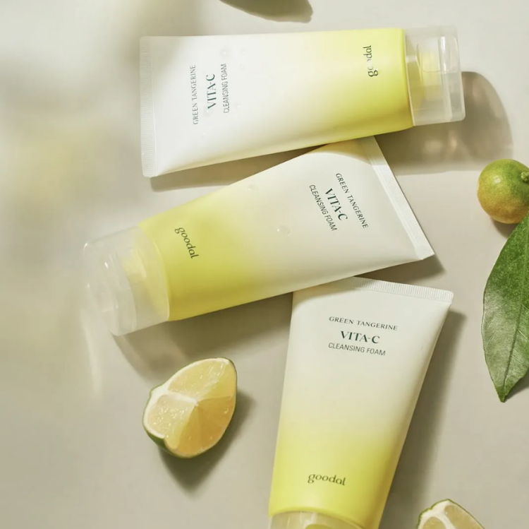 Goodal - Green Tangerine Vita C Cleansing Foam