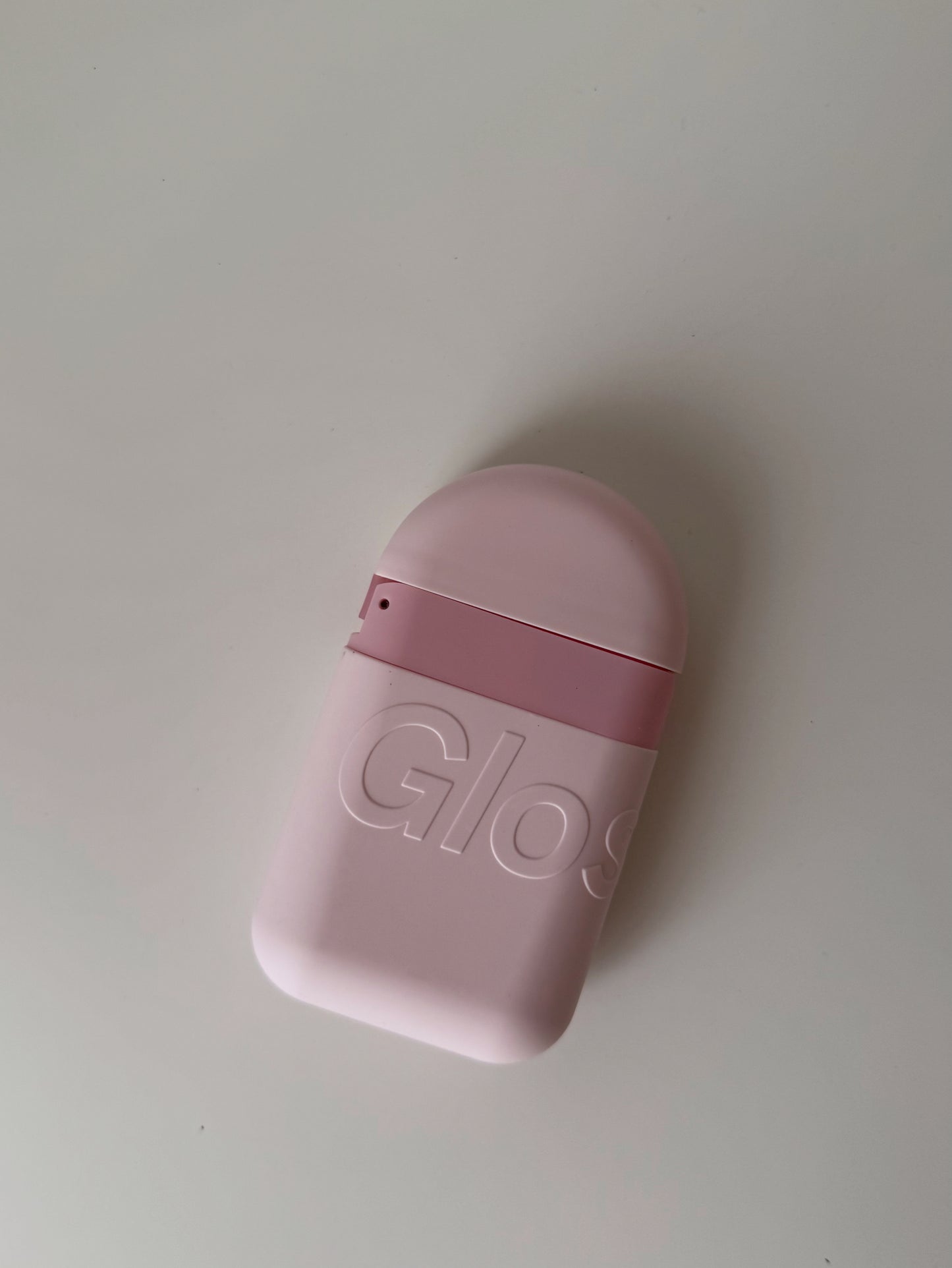 Glossier 💕 Hand cream كريم يدين الترند
