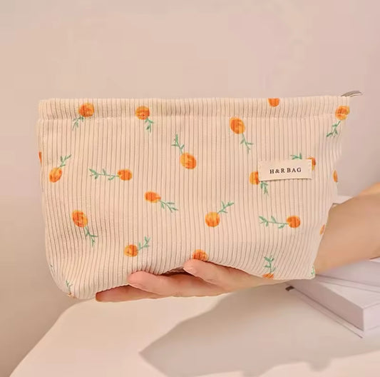 Makeup bag - Pouch 💐حقيبة ميك اب