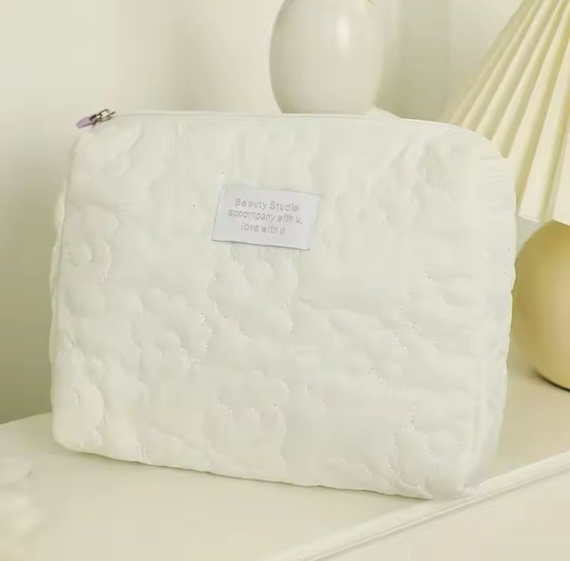 Makeup & skincare Bag