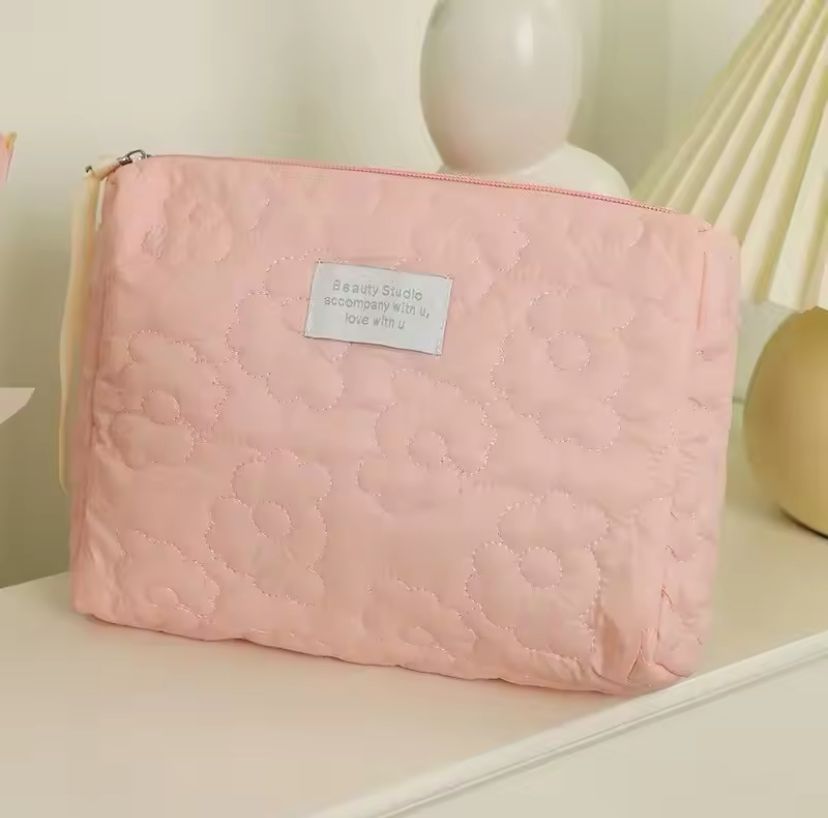 Makeup & skincare Bag