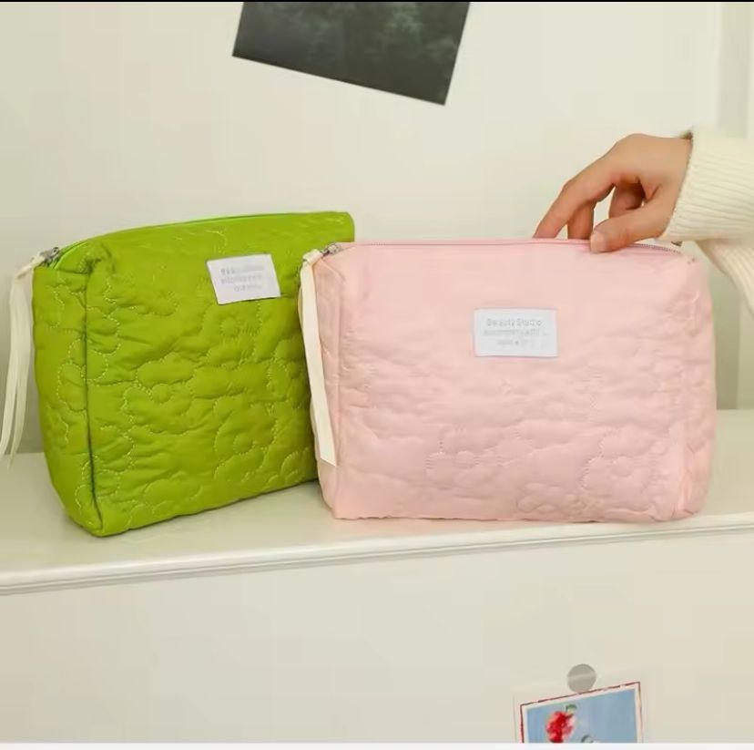Makeup & skincare Bag