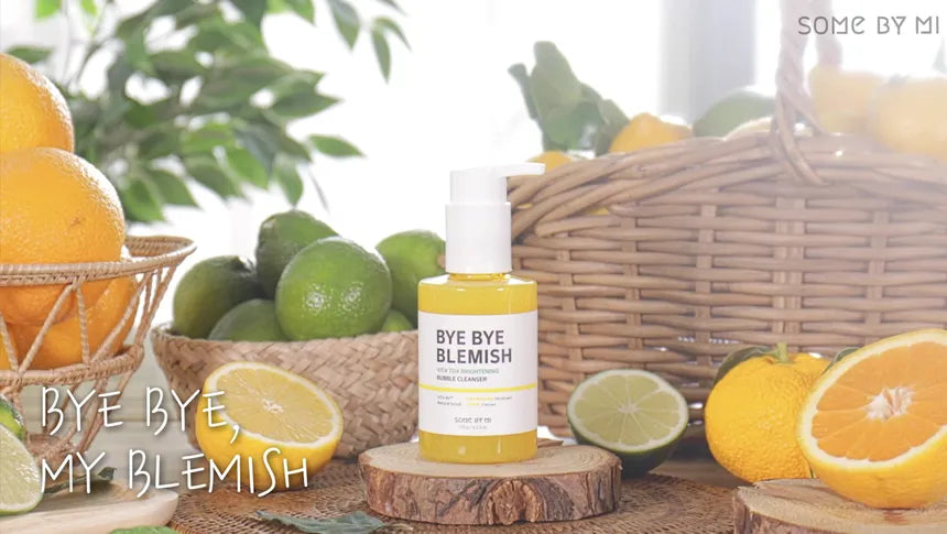 SOME BY MI - Bye Bye Blemish Vita Tox Brightening Bubble Cleanser