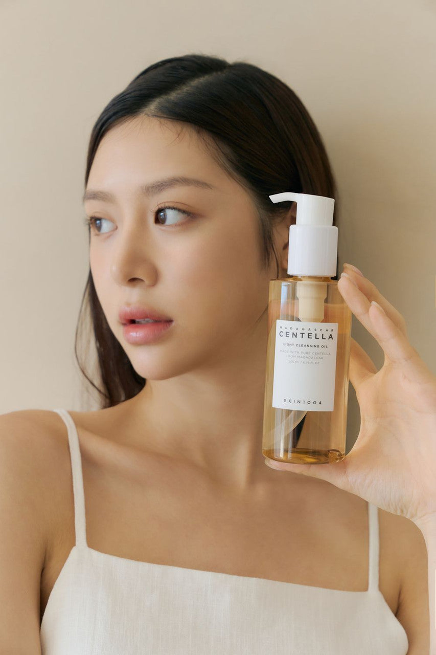 SKIN1004 - Madagascar Centella Light Cleansing Oil