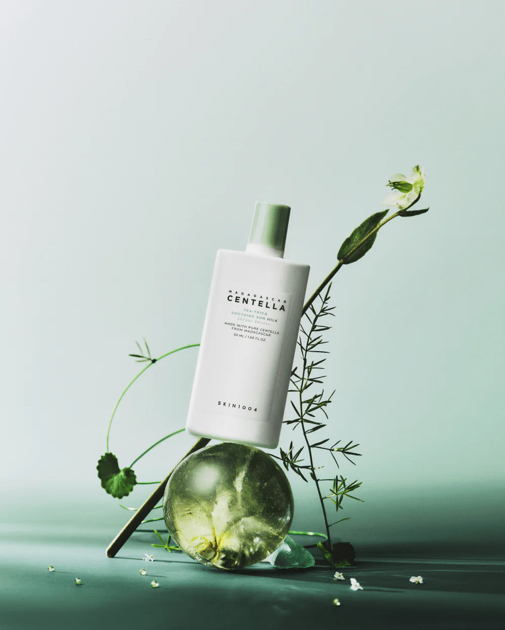 SKIN1004 - Madagascar Centella Tea-Trica Soothing Sun Milk